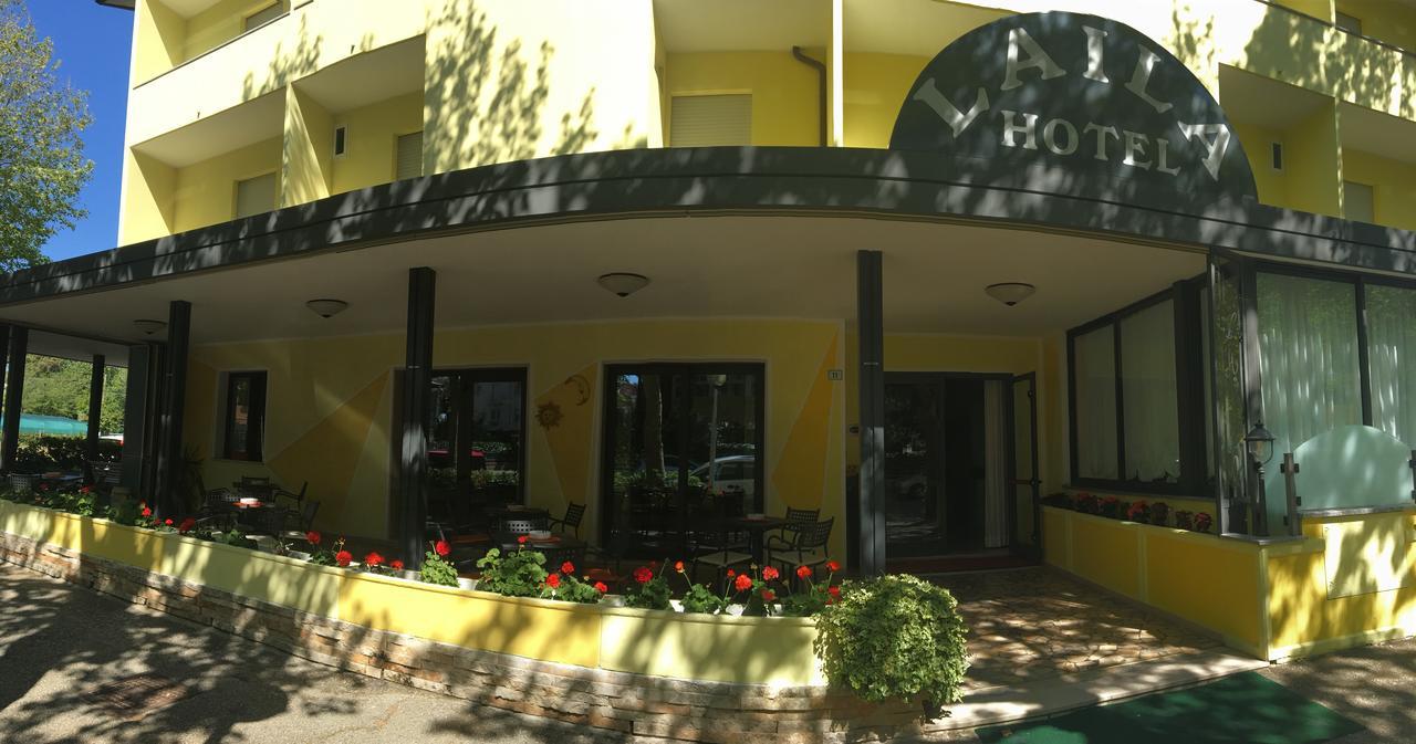 Hotel Laila Чезенатіко Екстер'єр фото